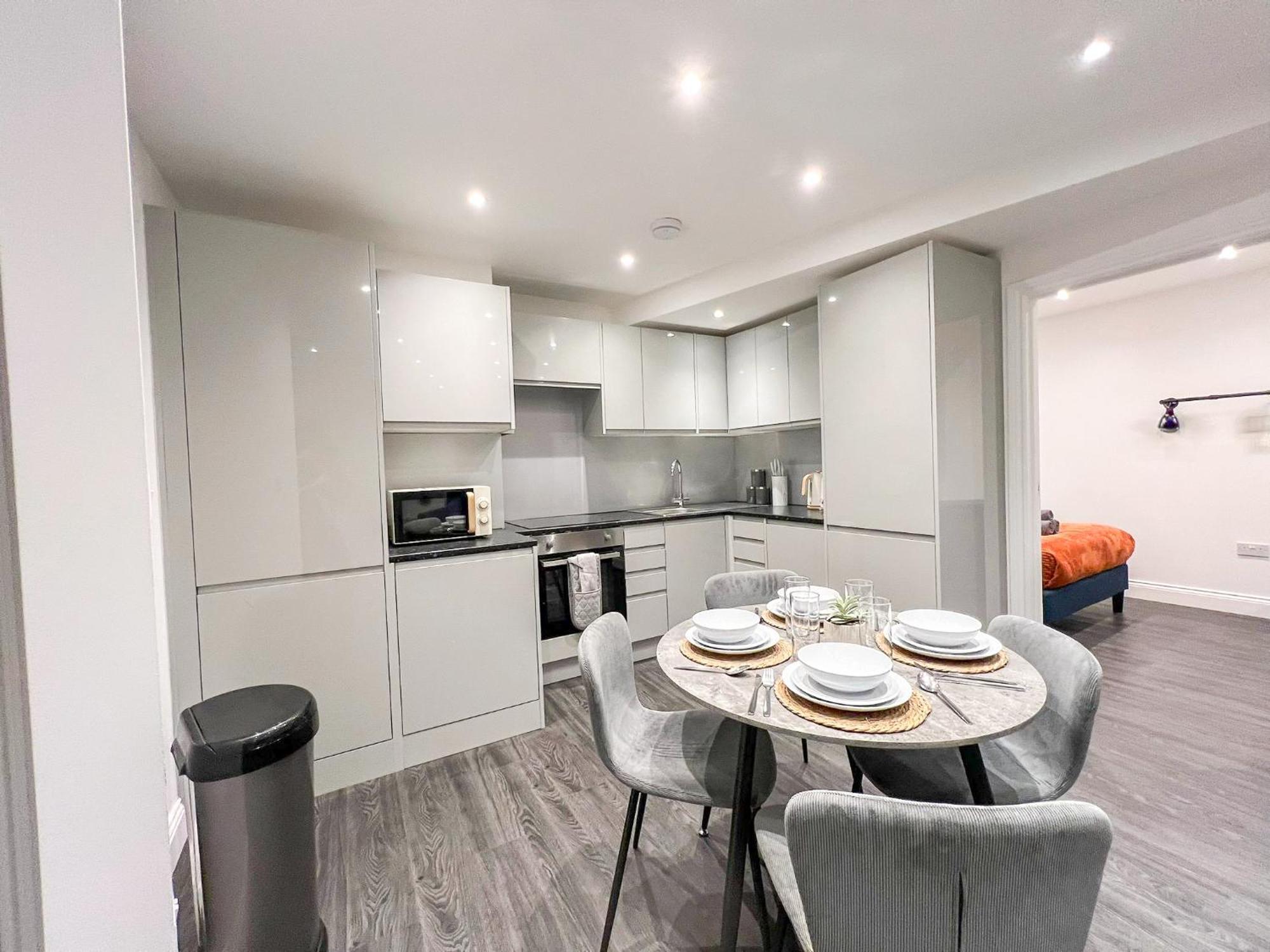 1-Bedroom Apartments In Shoreditch, Old Street, Hoxton Londra Esterno foto