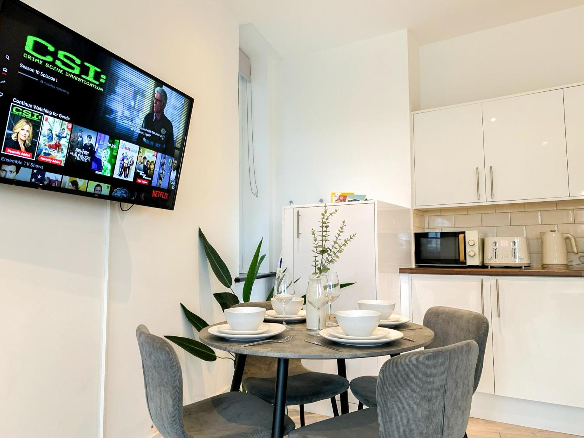1-Bedroom Apartments In Shoreditch, Old Street, Hoxton Londra Esterno foto