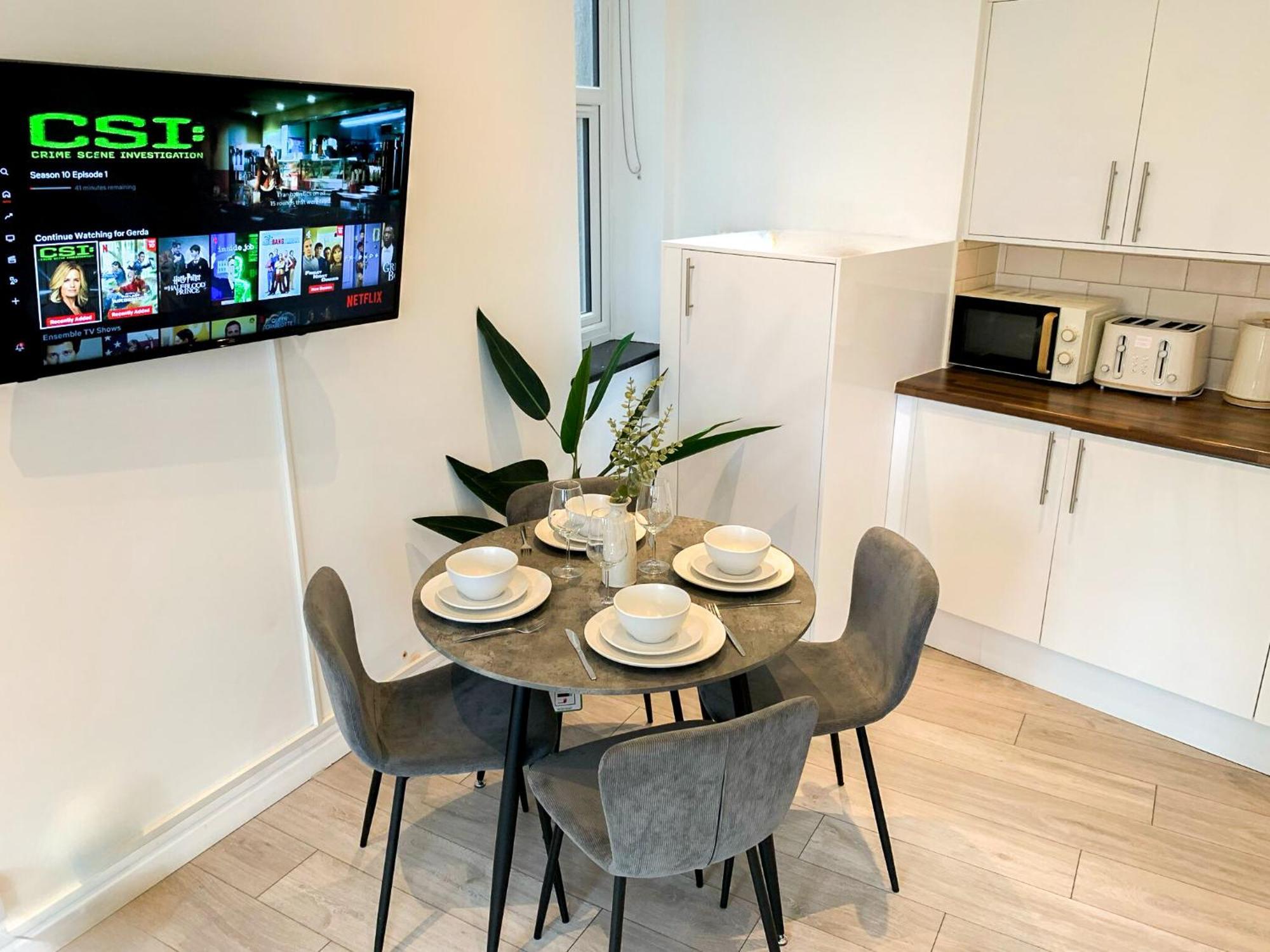 1-Bedroom Apartments In Shoreditch, Old Street, Hoxton Londra Esterno foto