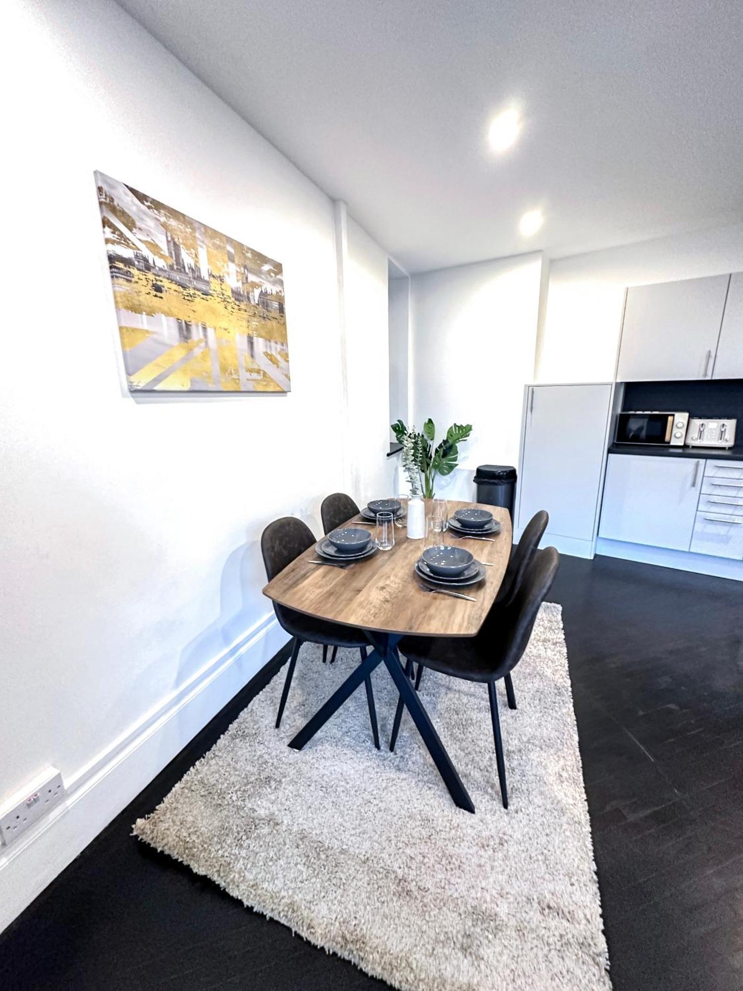 1-Bedroom Apartments In Shoreditch, Old Street, Hoxton Londra Esterno foto